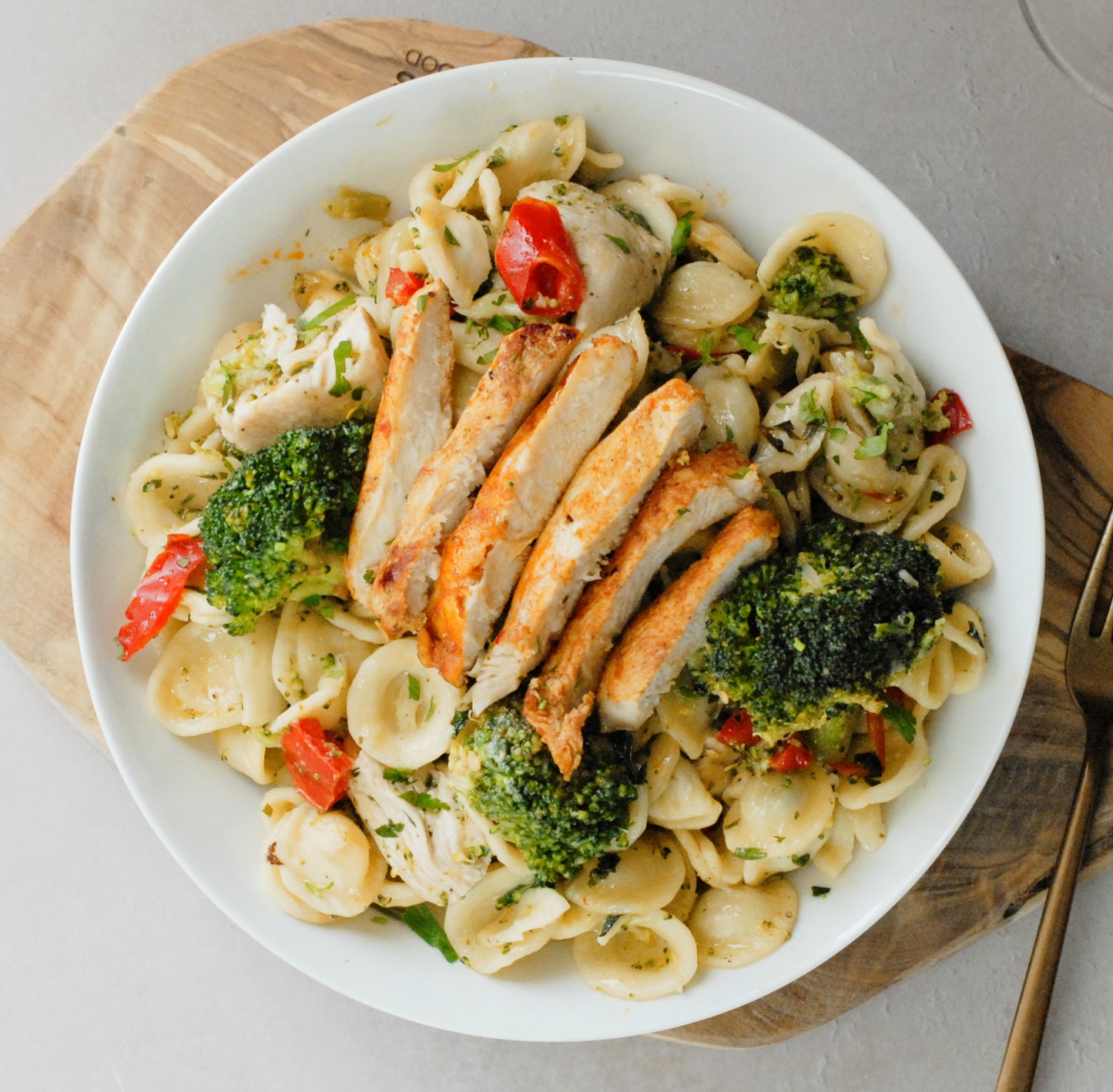 Orecchiette Pugliese met Broccoli en Kip