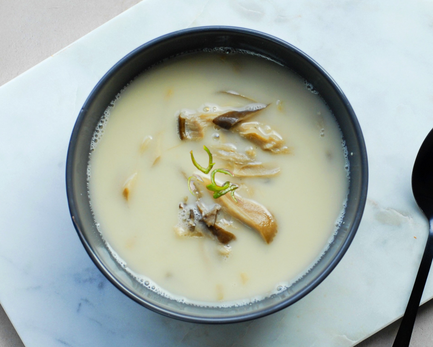 Tom Kha Kai (Kip of Vegan)